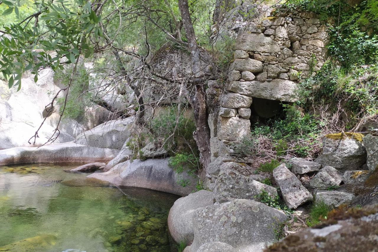 Cortes do Meio Abrigo Do Cabecinho - Serra Da Estrela מראה חיצוני תמונה